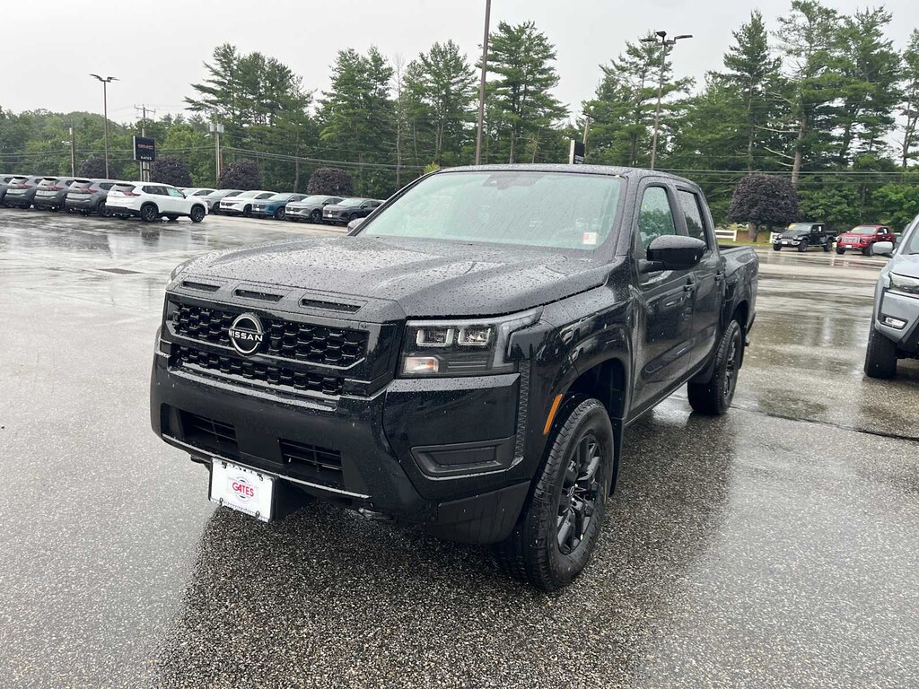 New 2026 Nissan Frontier SV Crew Cab 4x4 Truck