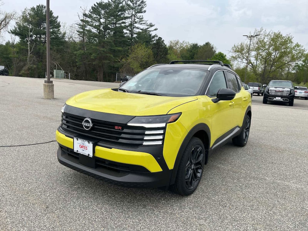 New 2026 Nissan Kicks SR SUV