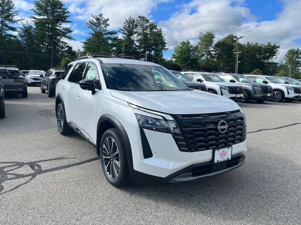 New 2026 Nissan Pathfinder Platinum SUV