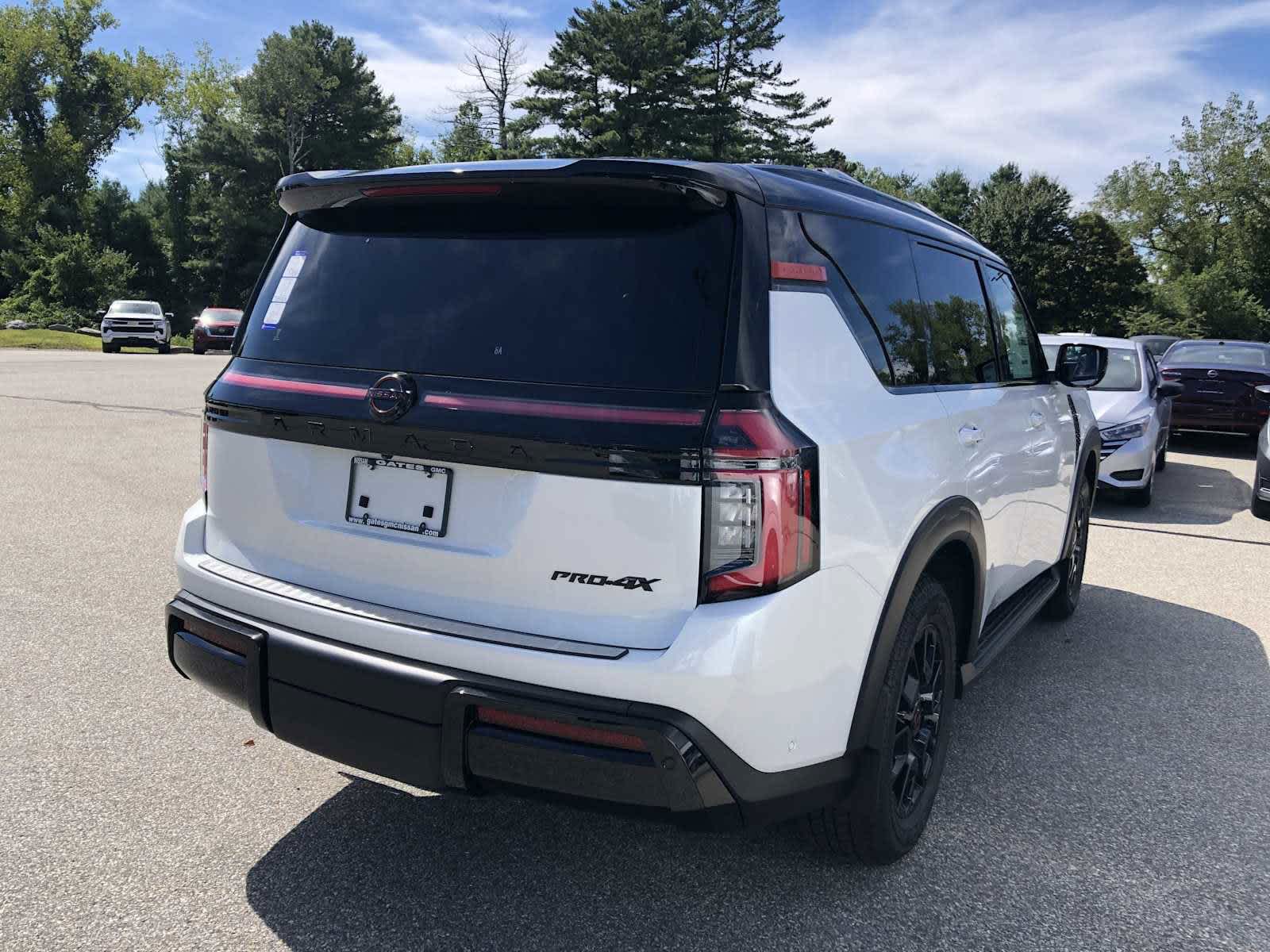 2025 Nissan Armada PRO-4X - Photo 5