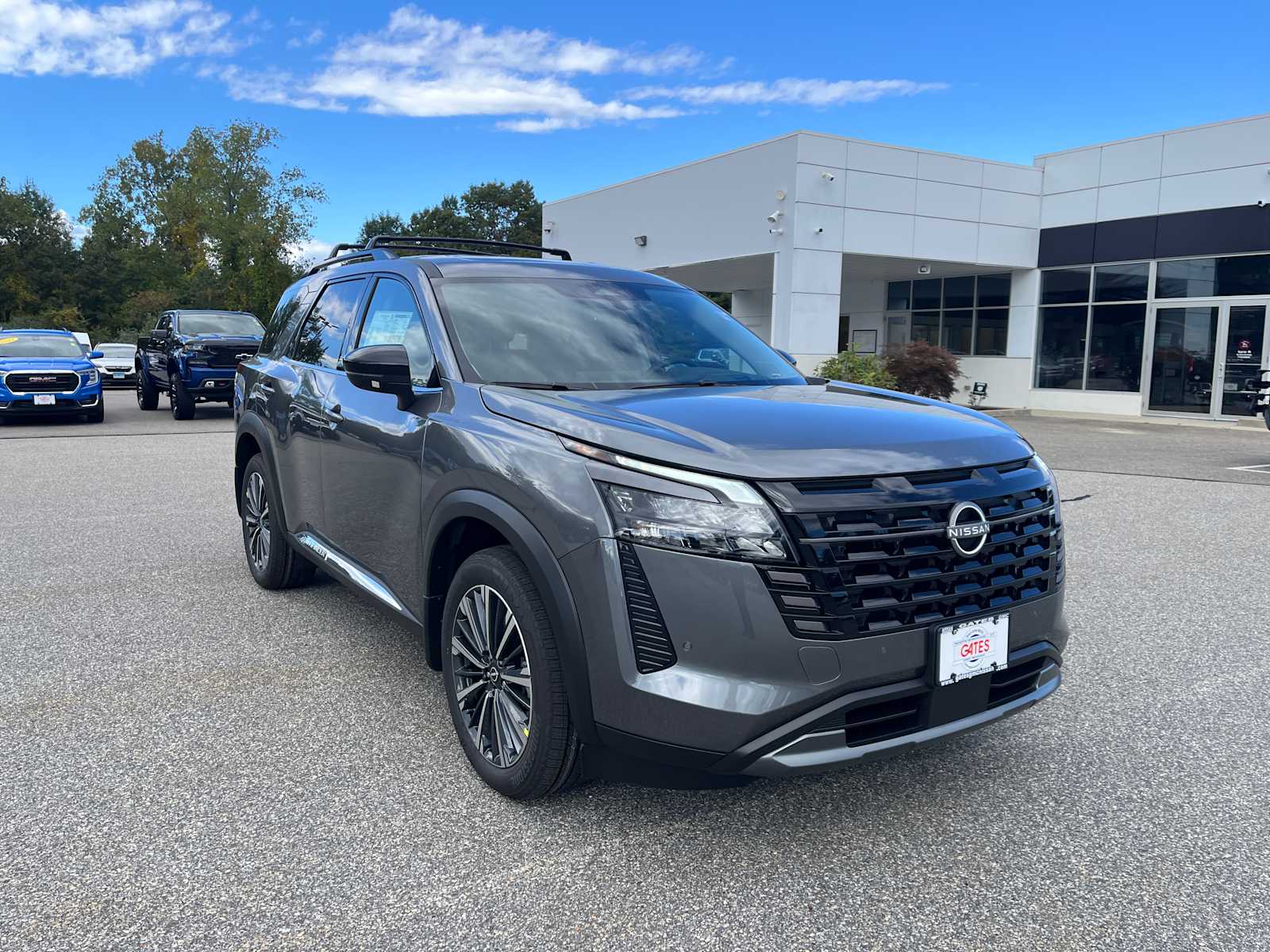 2026 Nissan Pathfinder Platinum SUV
