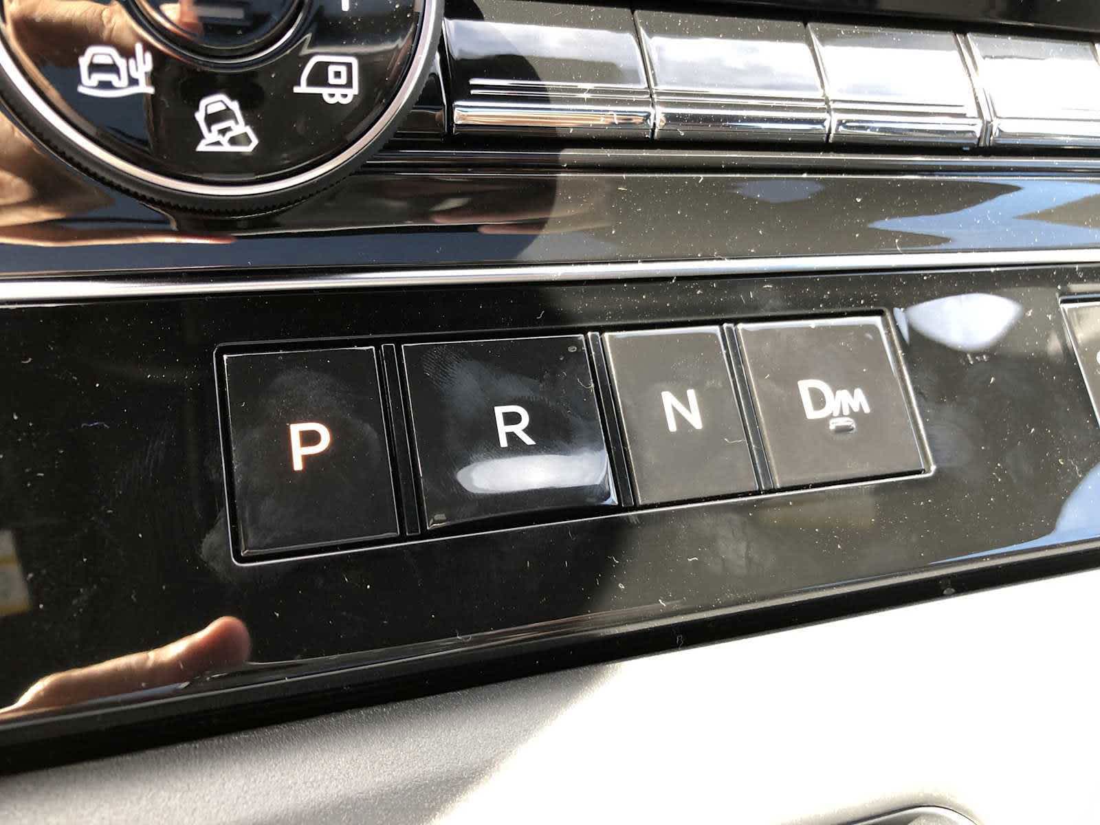 2025 Nissan Armada PRO-4X - Photo 18