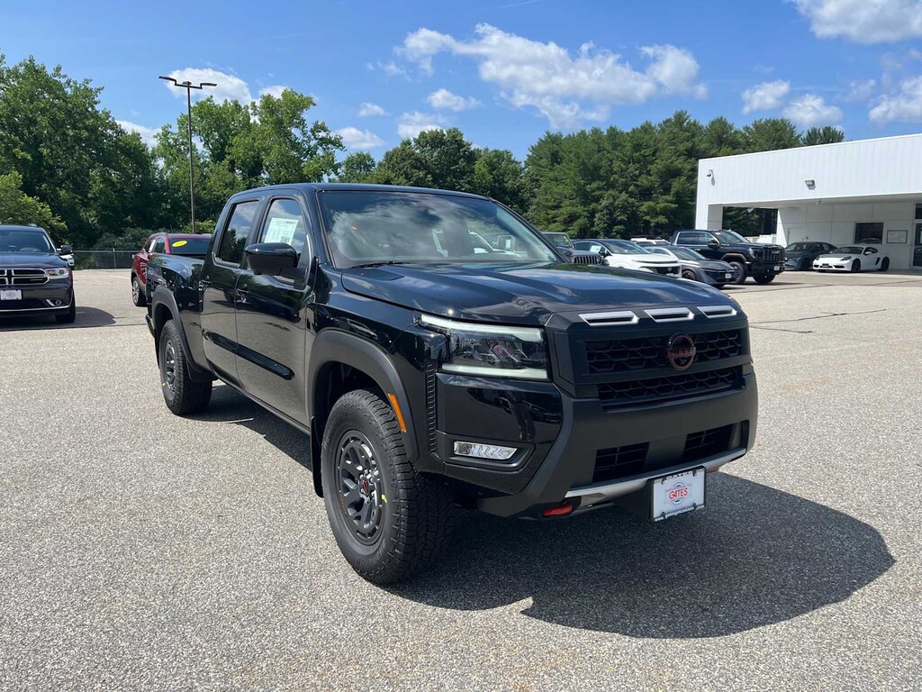 New 2026 Nissan Frontier PRO-4X Crew Cab 4x4 Long Bed Truck