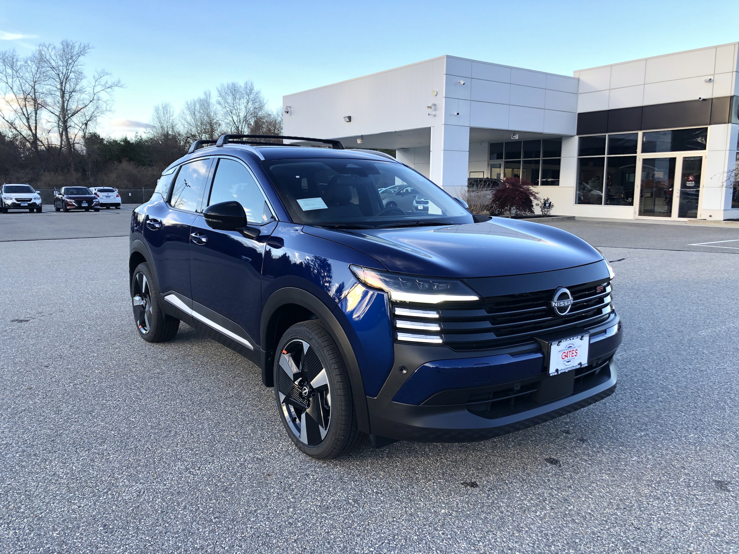 2026 Nissan KICKS SR AWD's photo