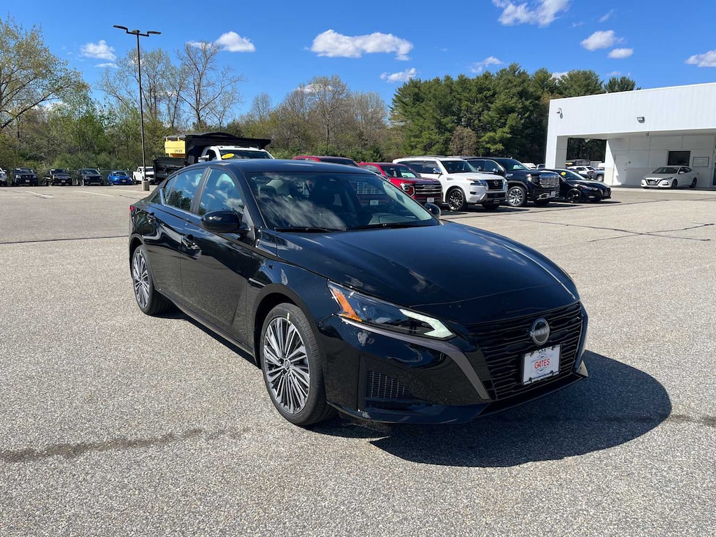 New 2026 Nissan Altima SV Sedan