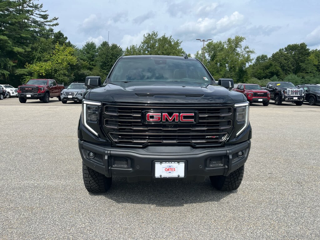 New 2026 GMC Sierra 1500 AT4X 4WD Crew Cab 147 Truck