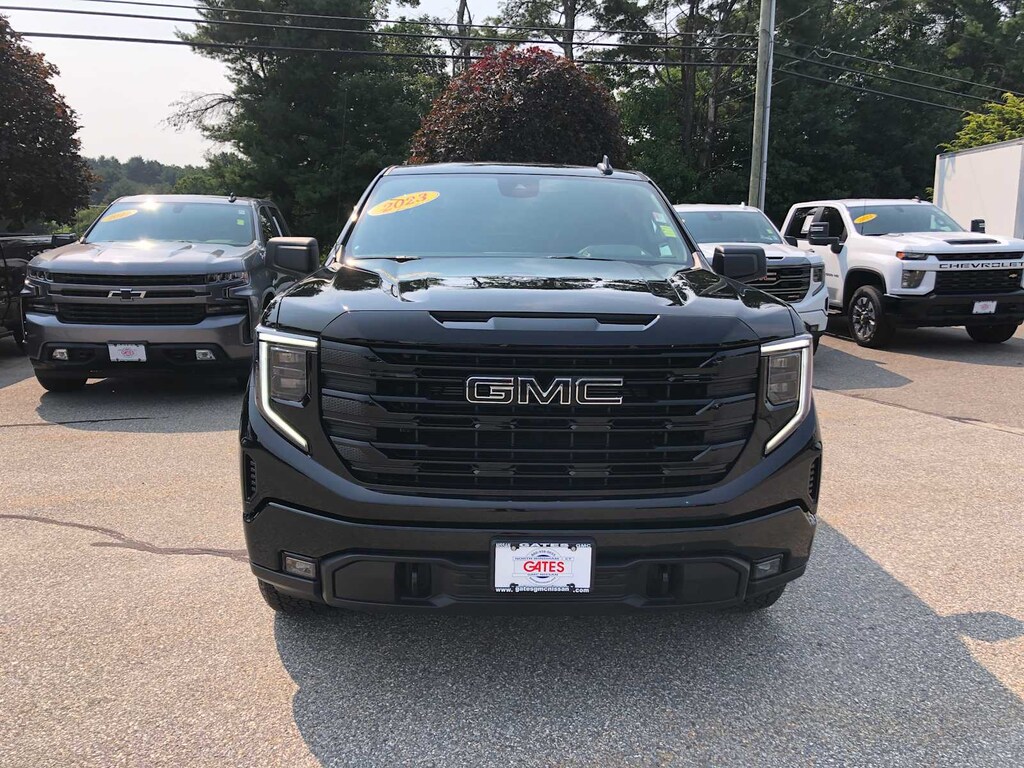 Used 2023 GMC Sierra 1500 Elevation 4WD Double Cab 147 Truck