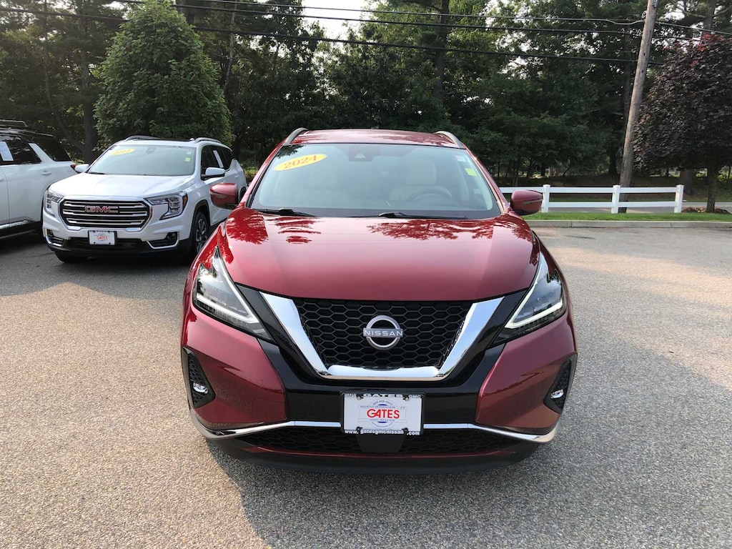 Used 2024 Nissan Murano SV SUV