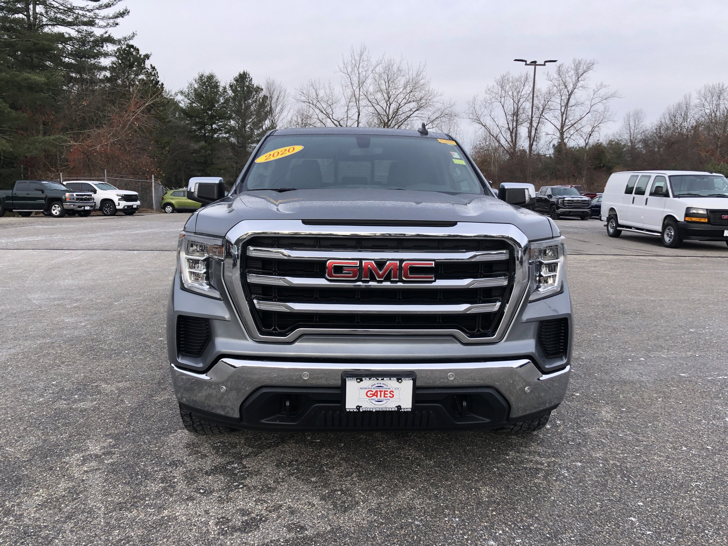 2020 Gmc Sierra 1500 SLE photo 2