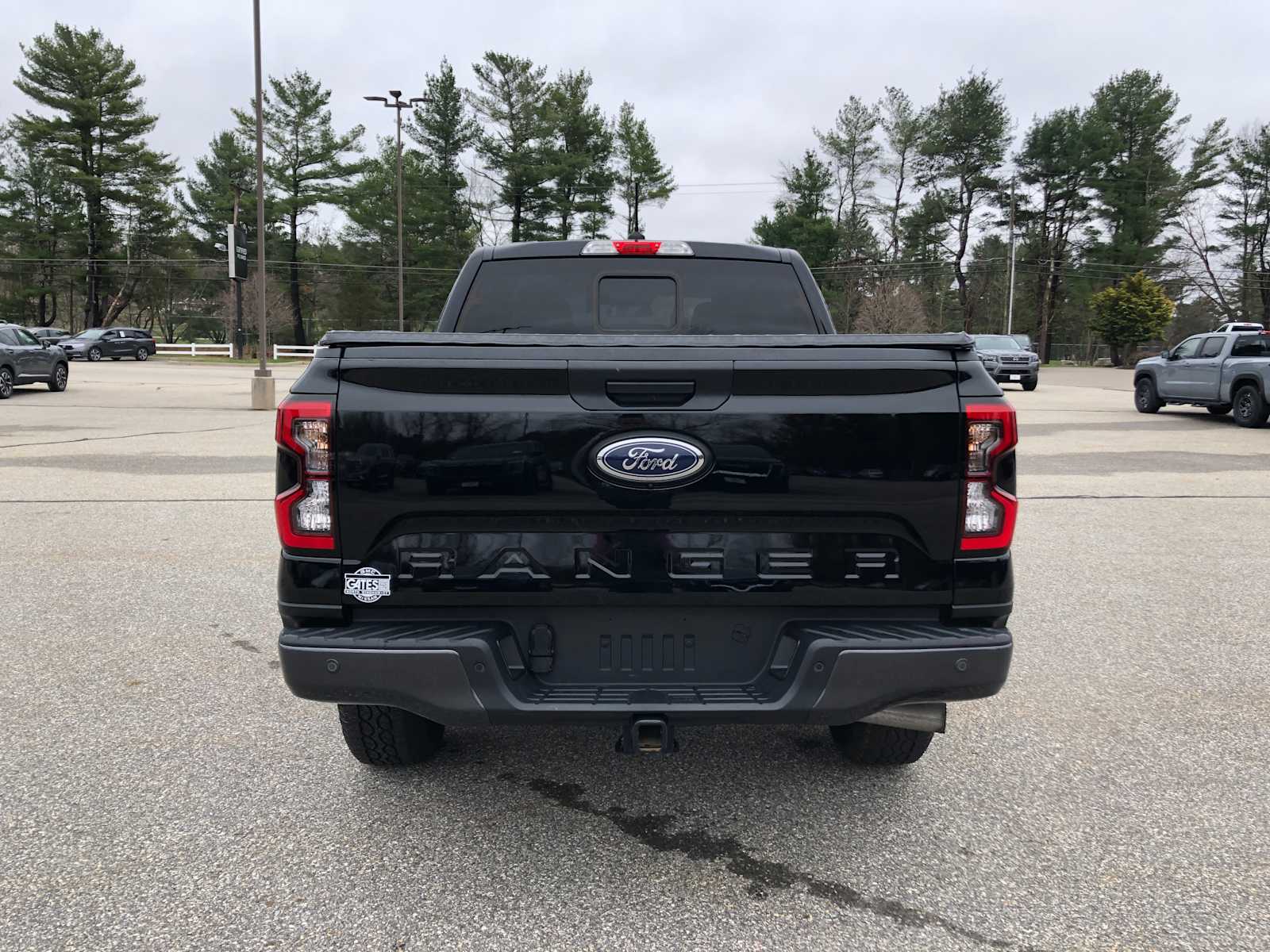 View vehicle photo 6