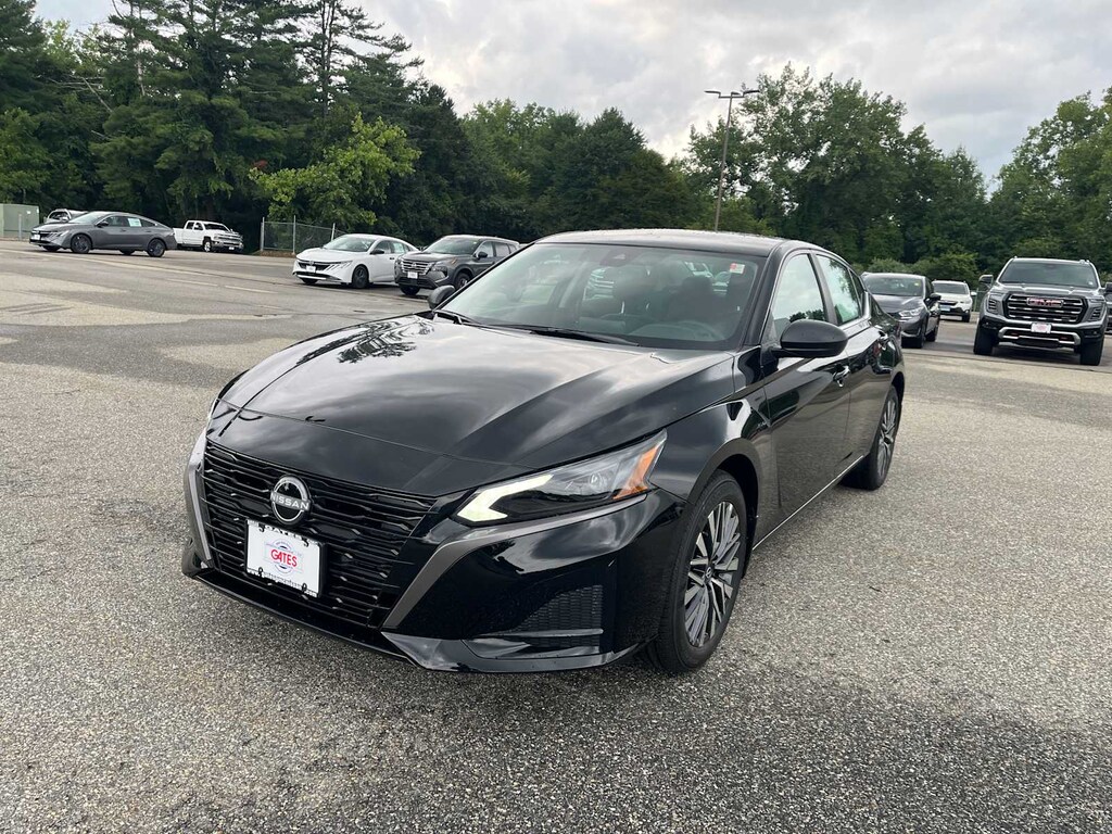 New 2026 Nissan Altima SV Sedan
