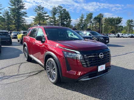 2026 Nissan Pathfinder SL SUV
