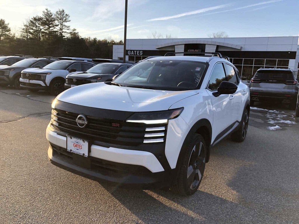 New 2026 Nissan Kicks SR SUV