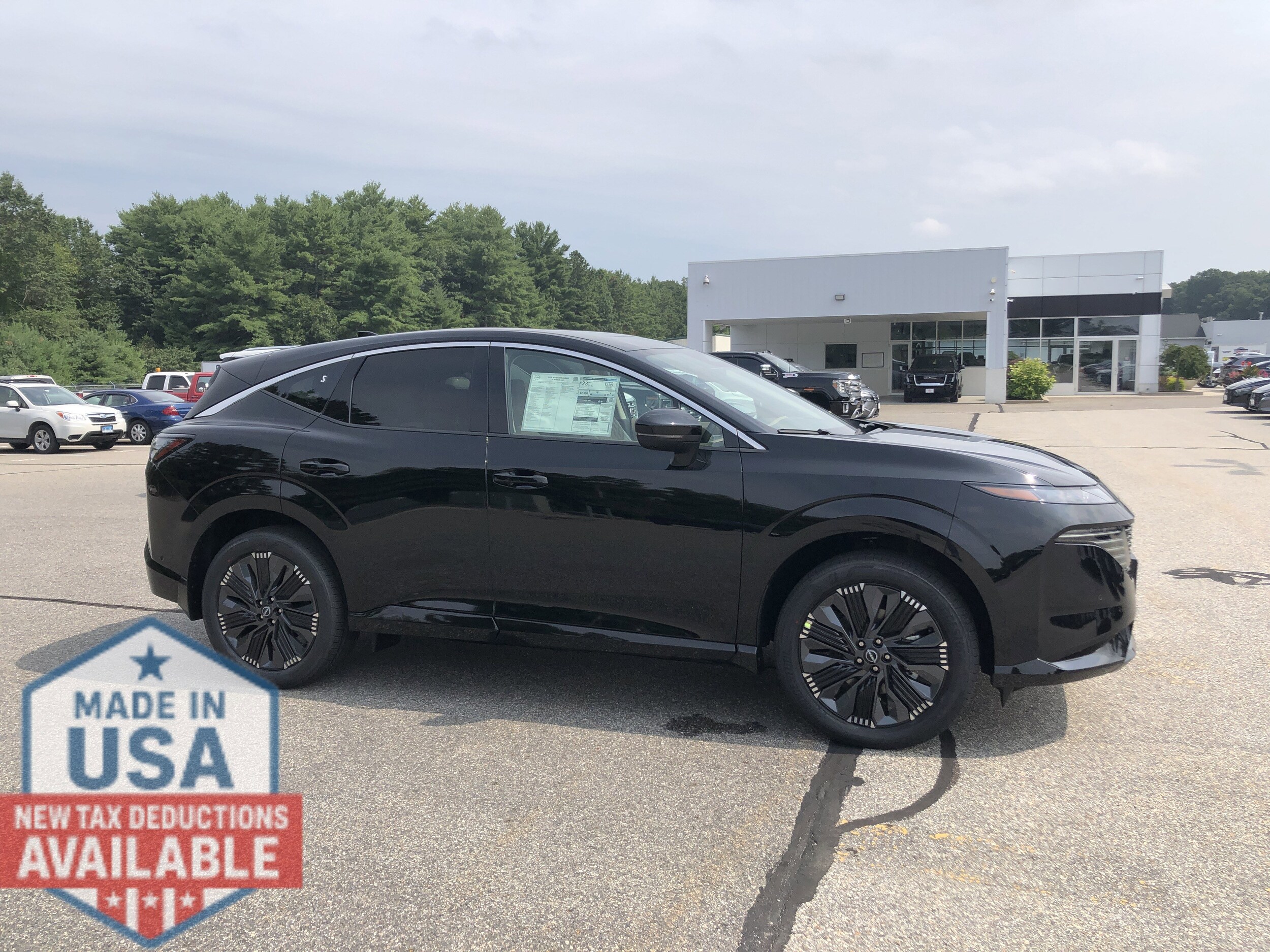2025 Nissan Murano Platinum photo 2