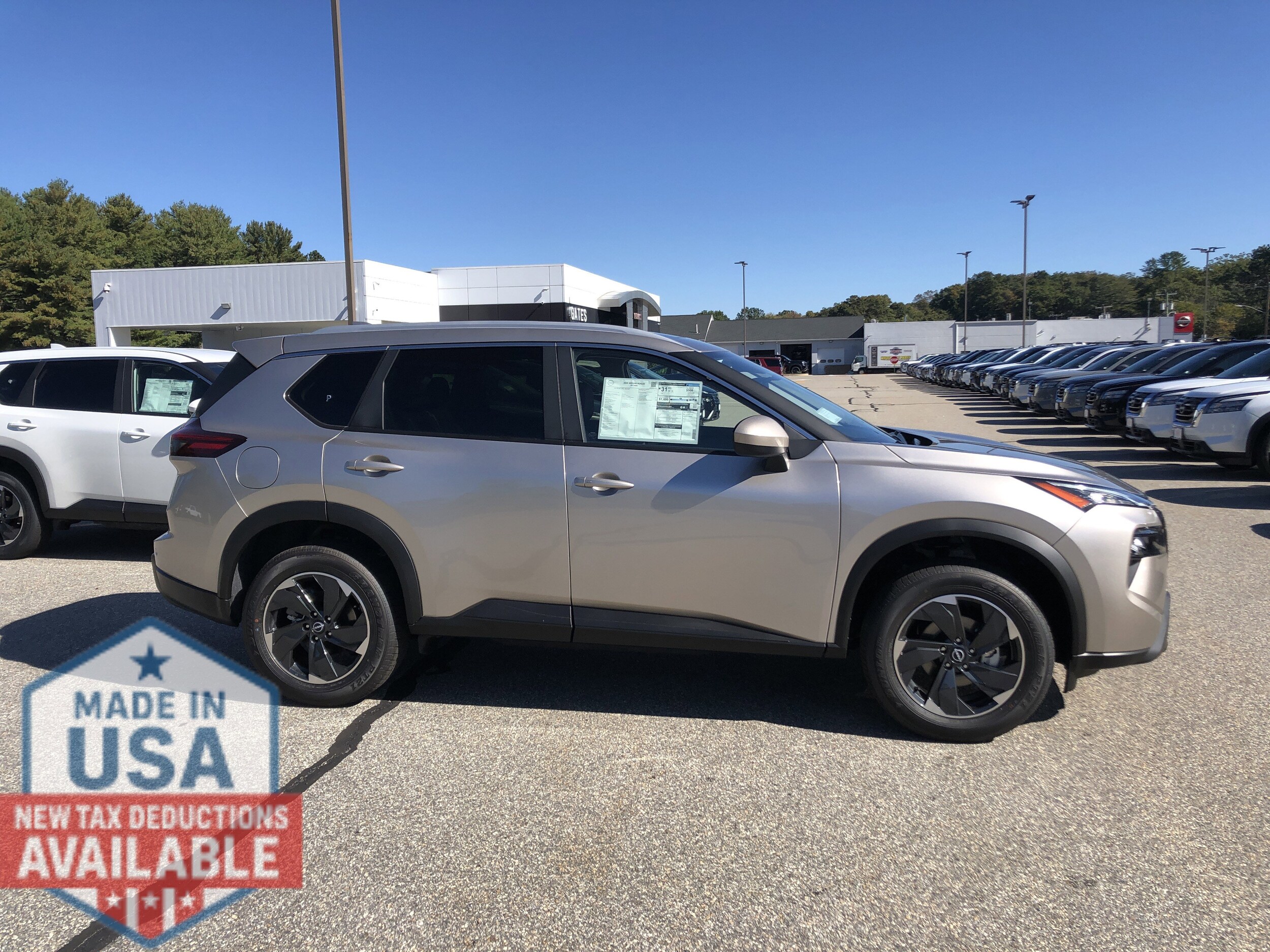2026 Nissan Rogue SV photo 3