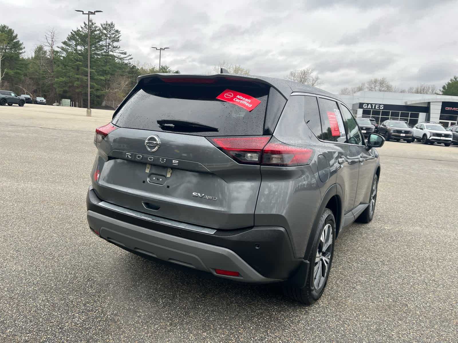 2021 Nissan Rogue SV photo 5