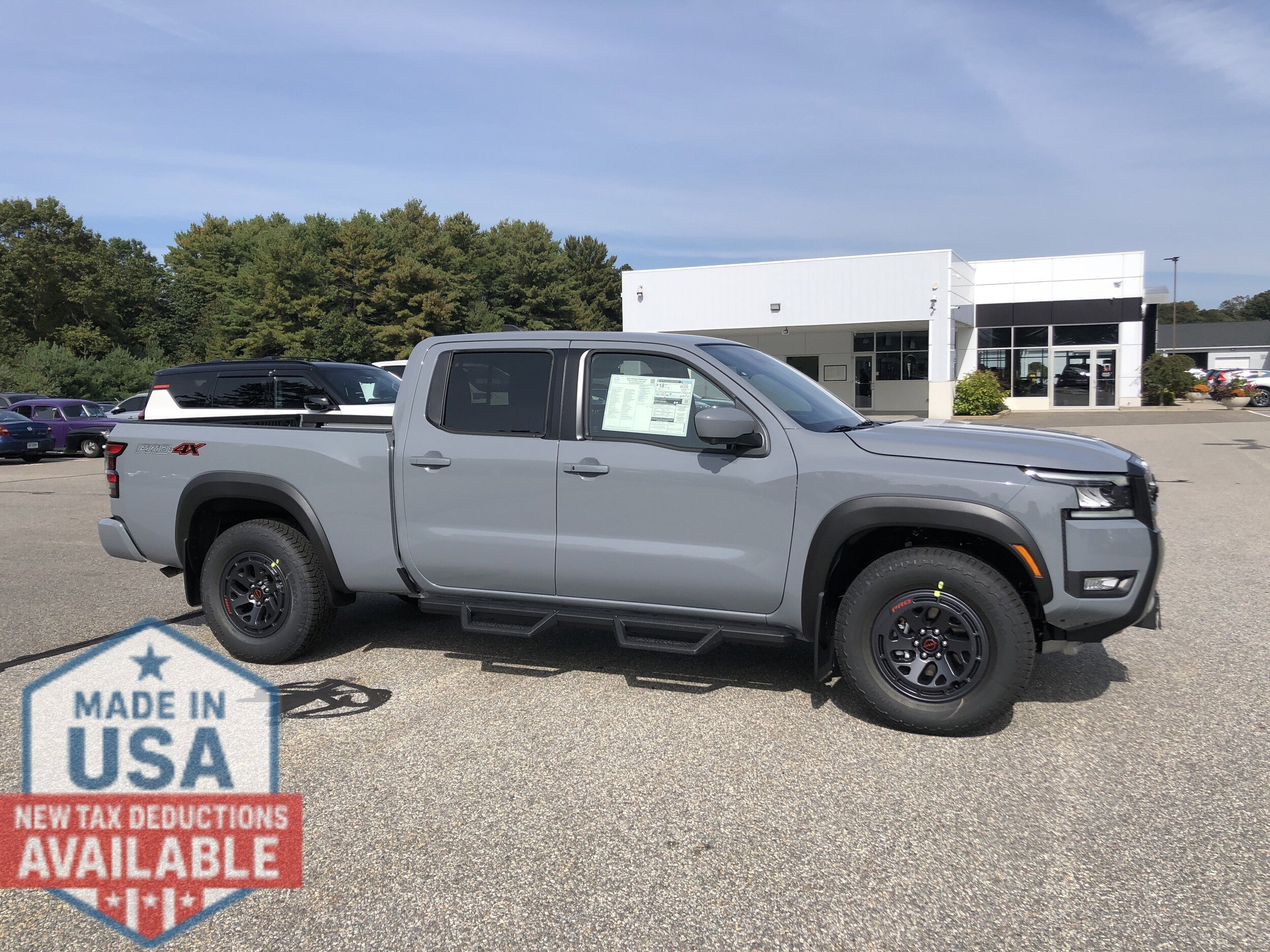 2026 Nissan Frontier PRO-4X photo 4