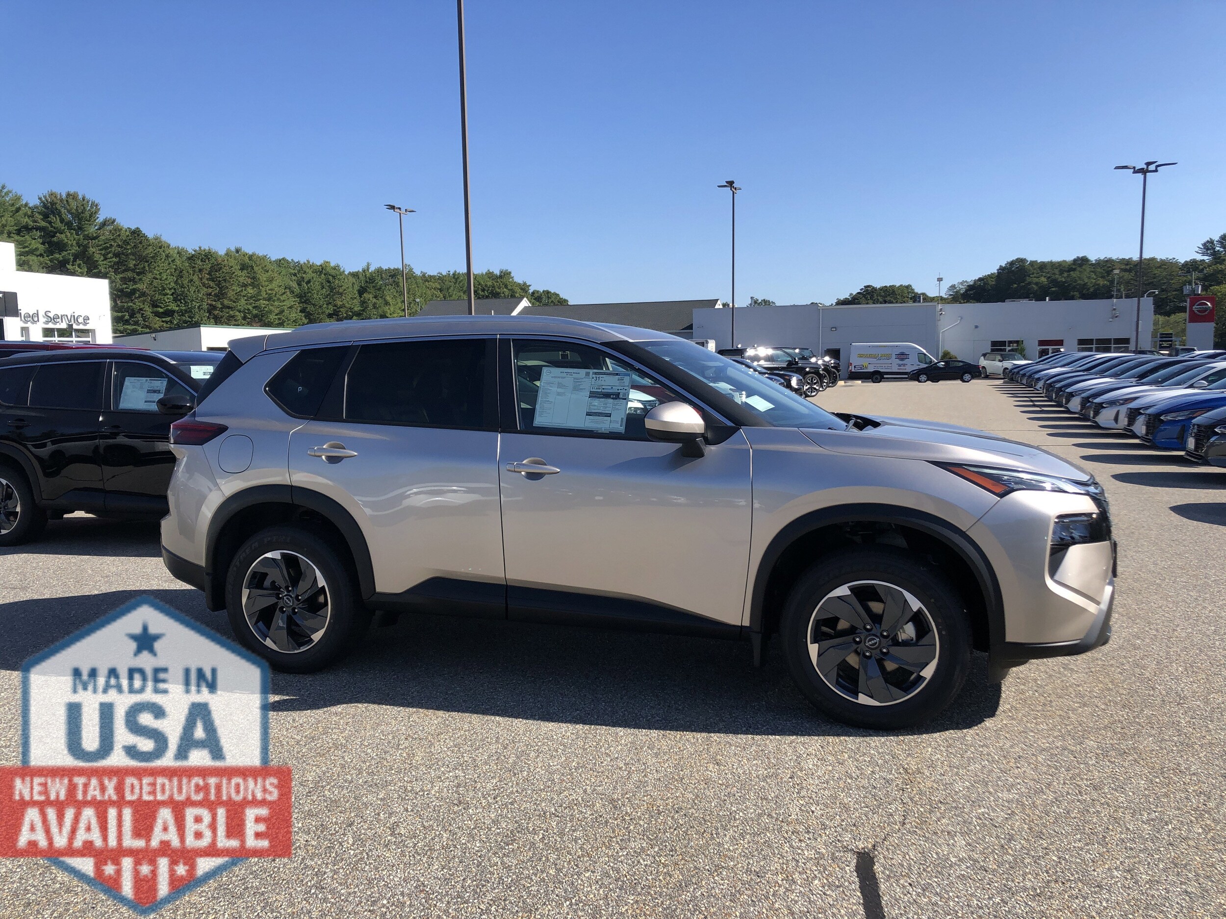 2026 Nissan Rogue SV photo 3