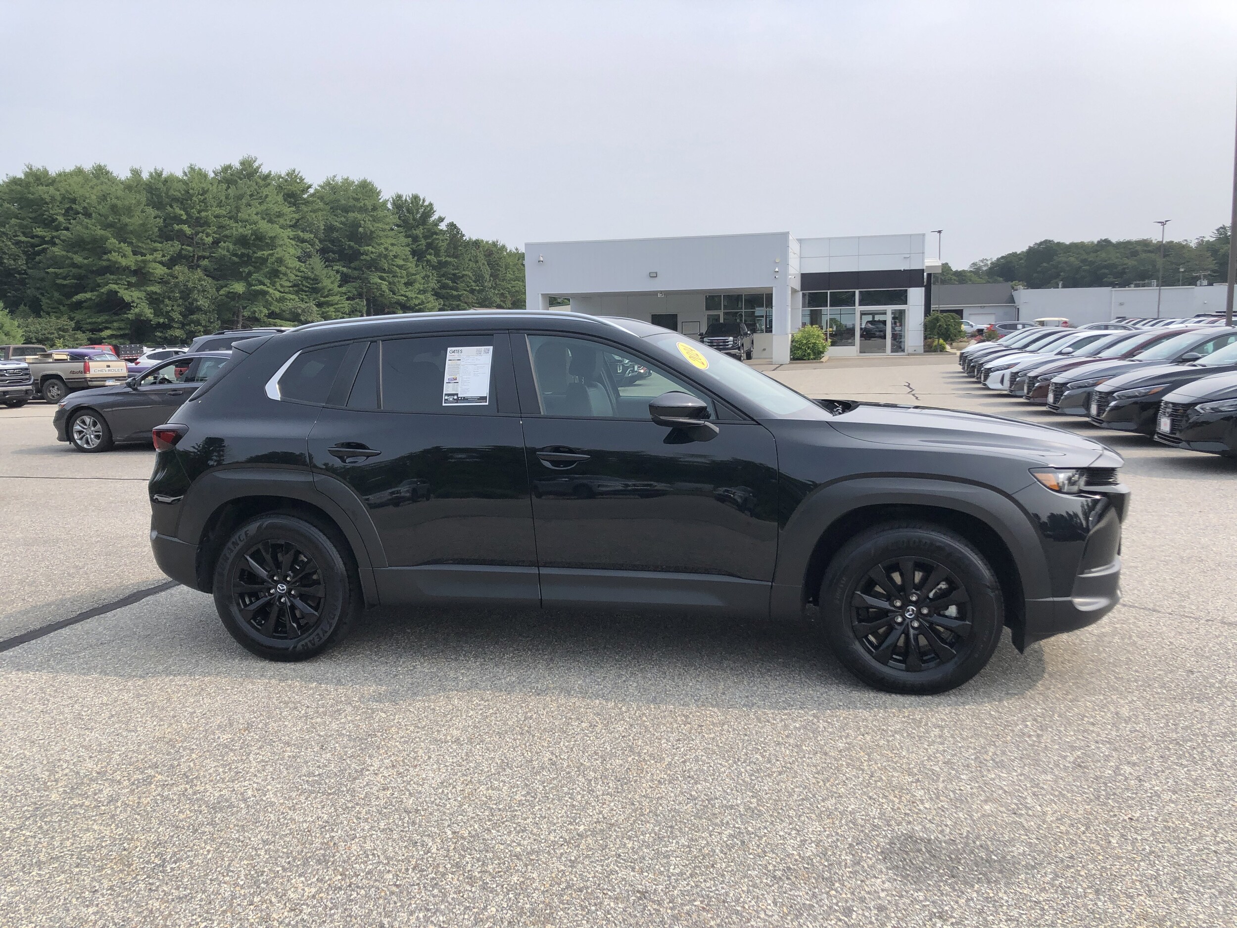 2024 Mazda CX-50 2.5 S Premium photo 2