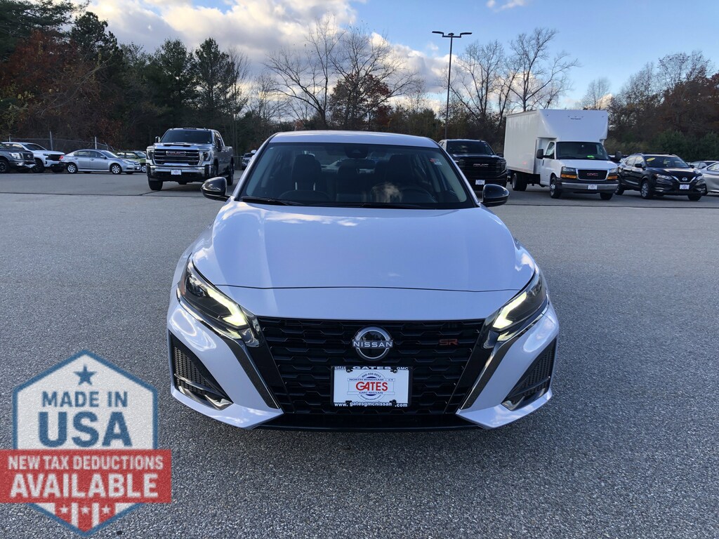 New 2025 Nissan Altima SR Sedan