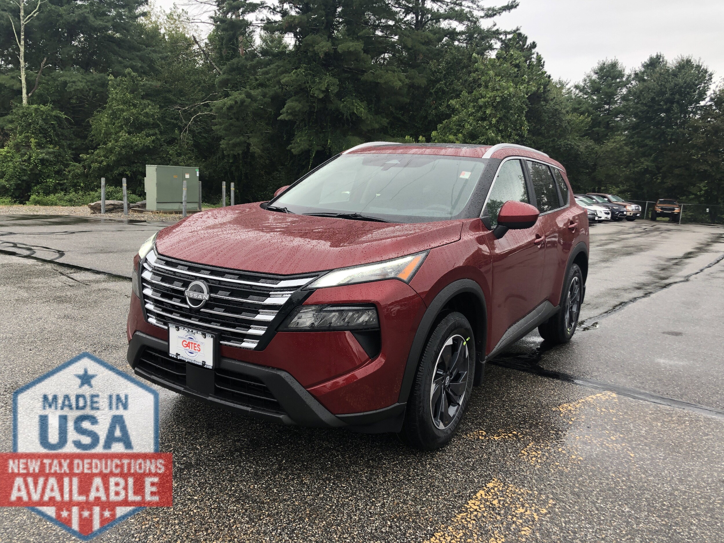 2026 Nissan Rogue SV photo 2