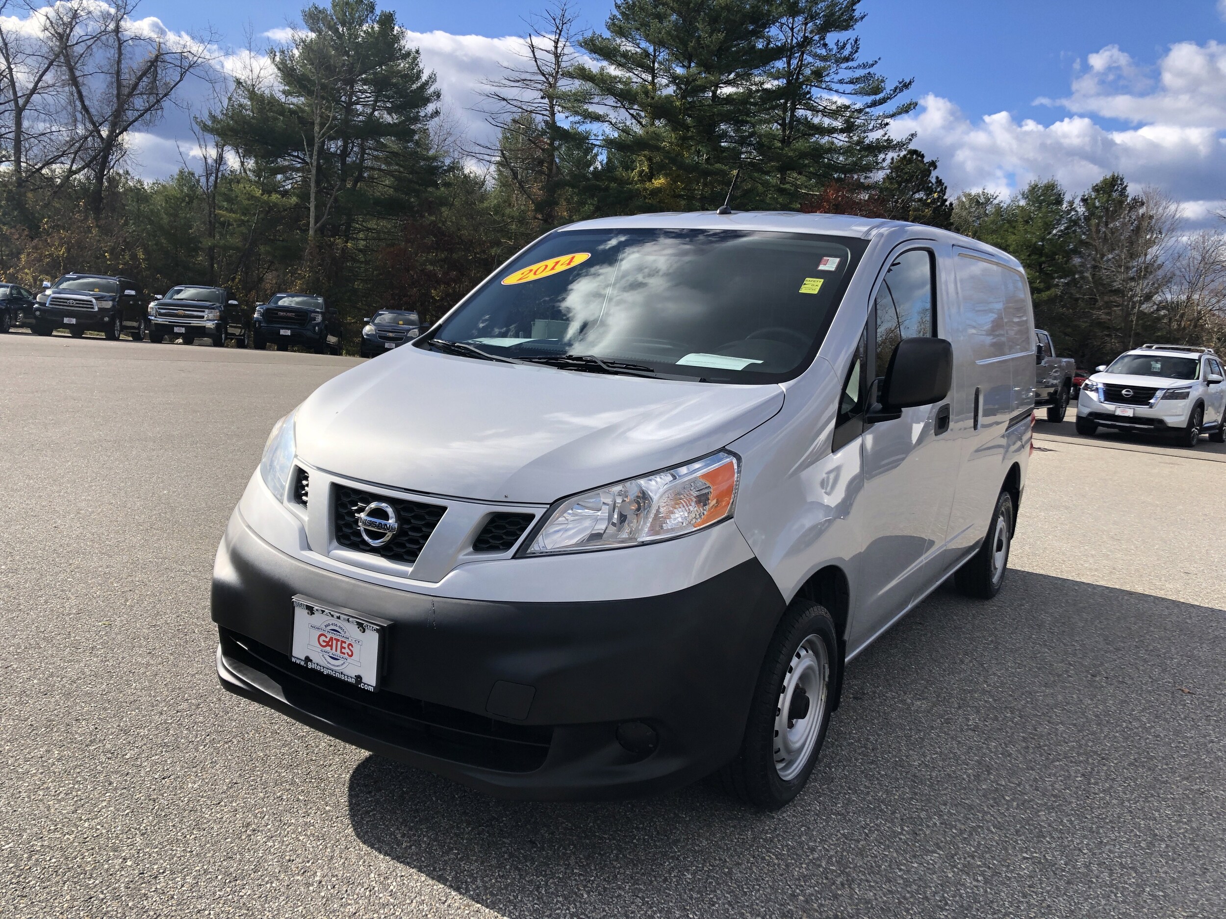 2014 Nissan NV200 S photo 3