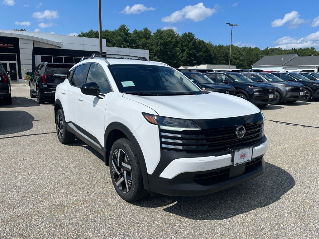 New 2026 Nissan Kicks SV SUV