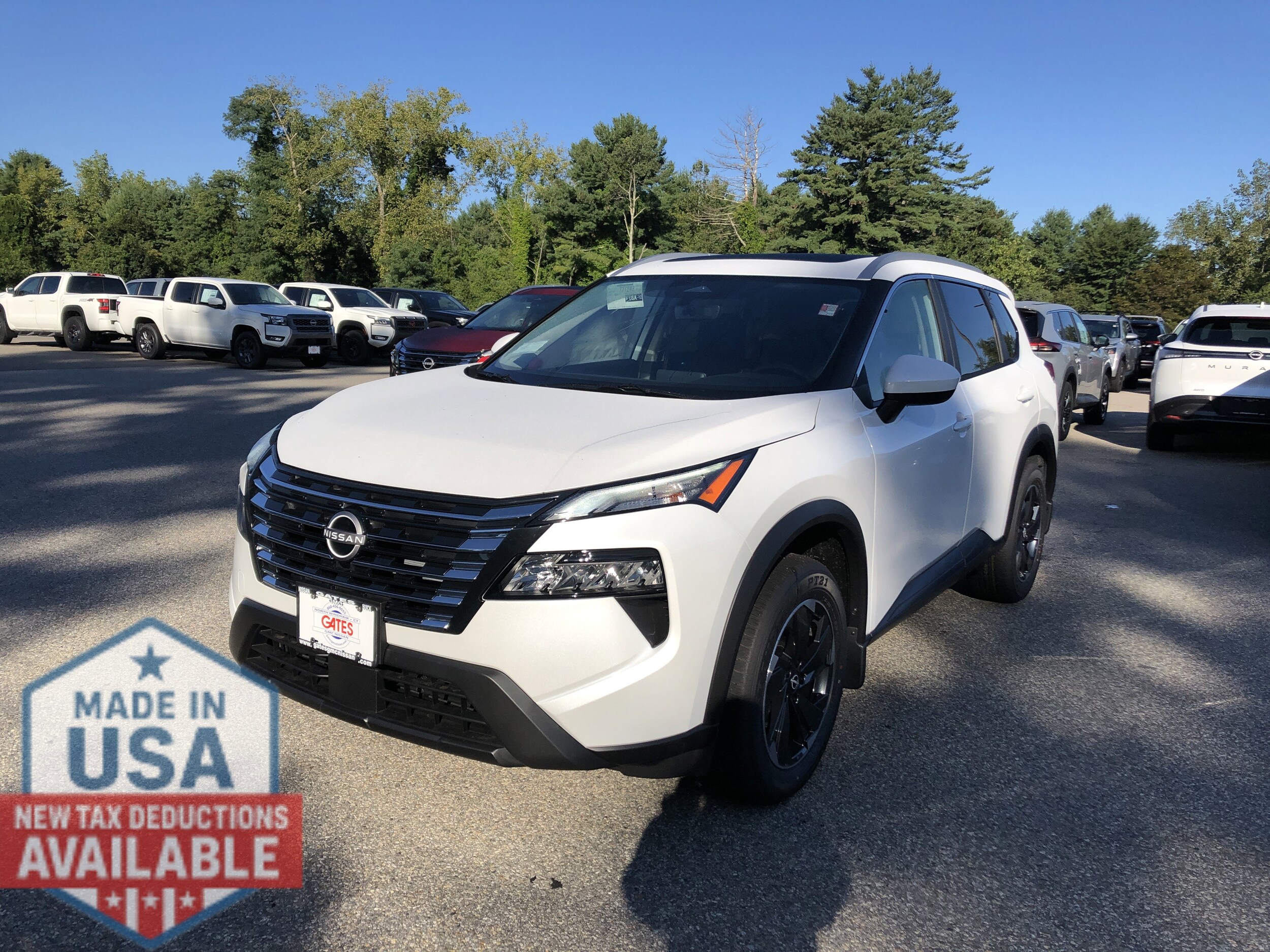 2026 Nissan Rogue SV photo 3