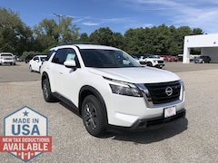 2025 Nissan Pathfinder SV SUV