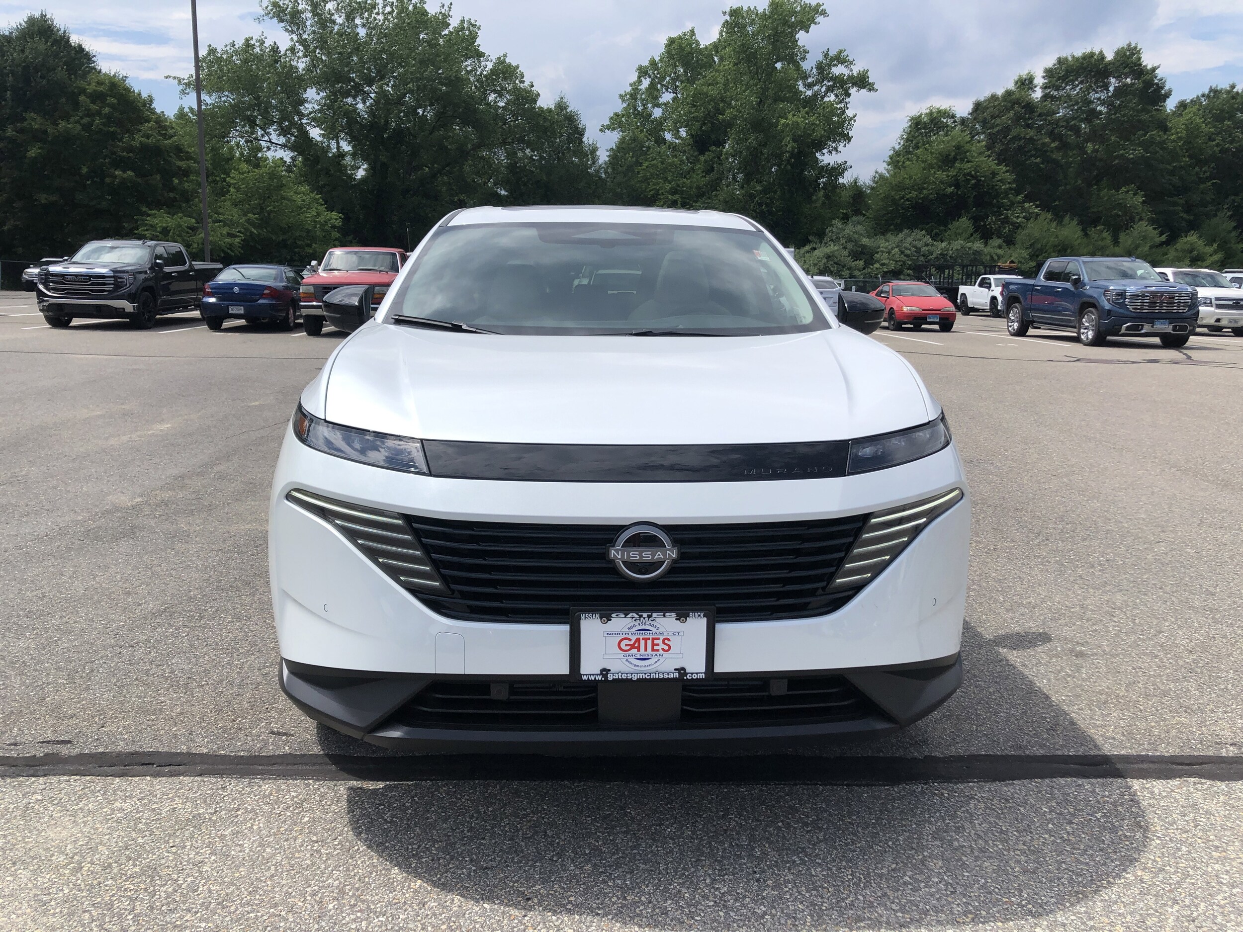 2025 Nissan Murano SL photo 2