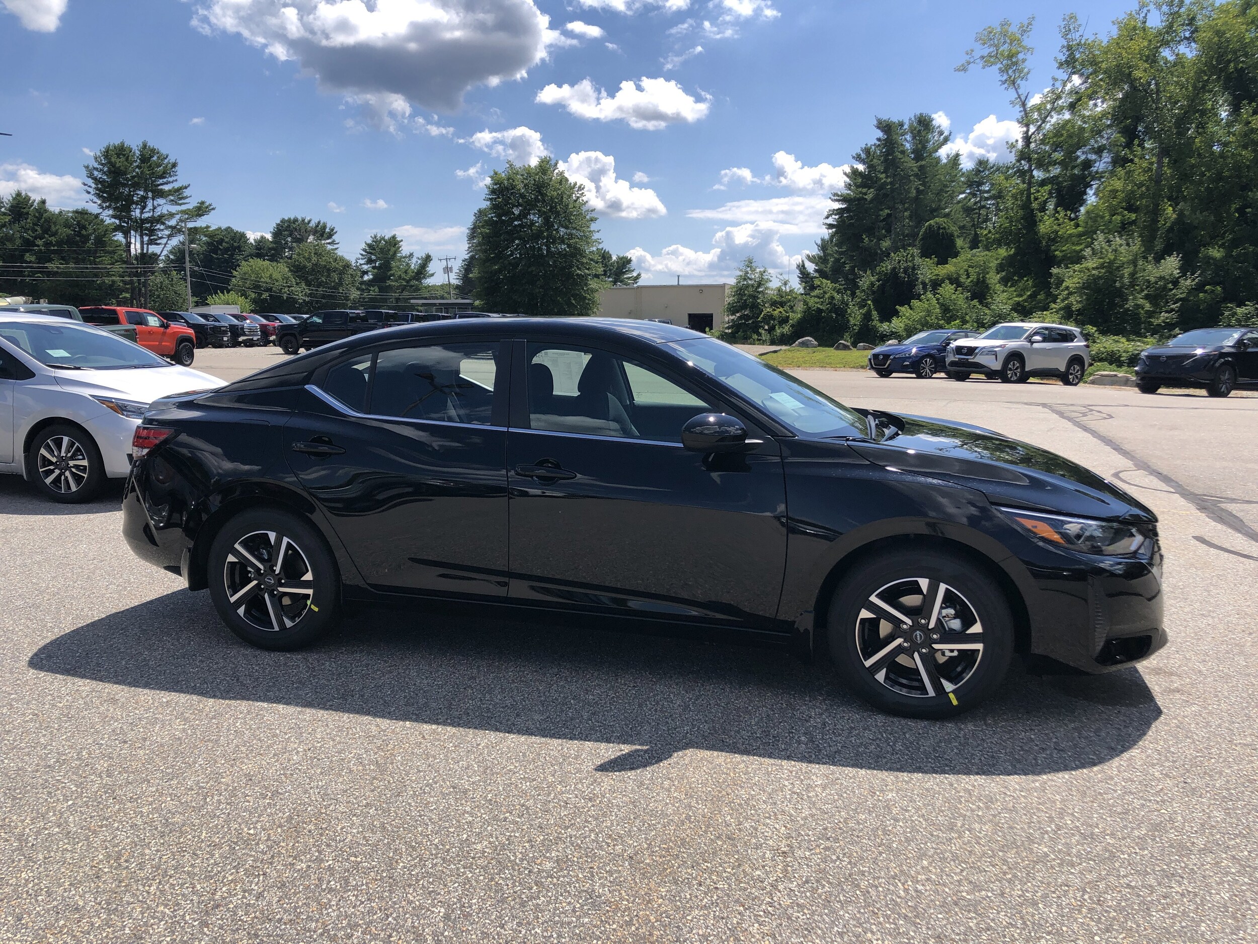 2025 Nissan Sentra SV photo 2