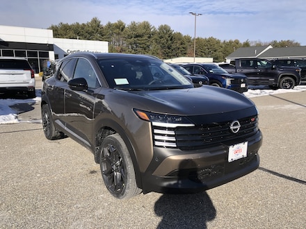 2026 Nissan Kicks SR SUV