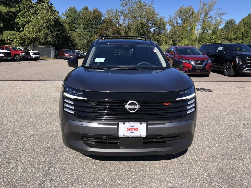 New 2026 Nissan Kicks SR SUV
