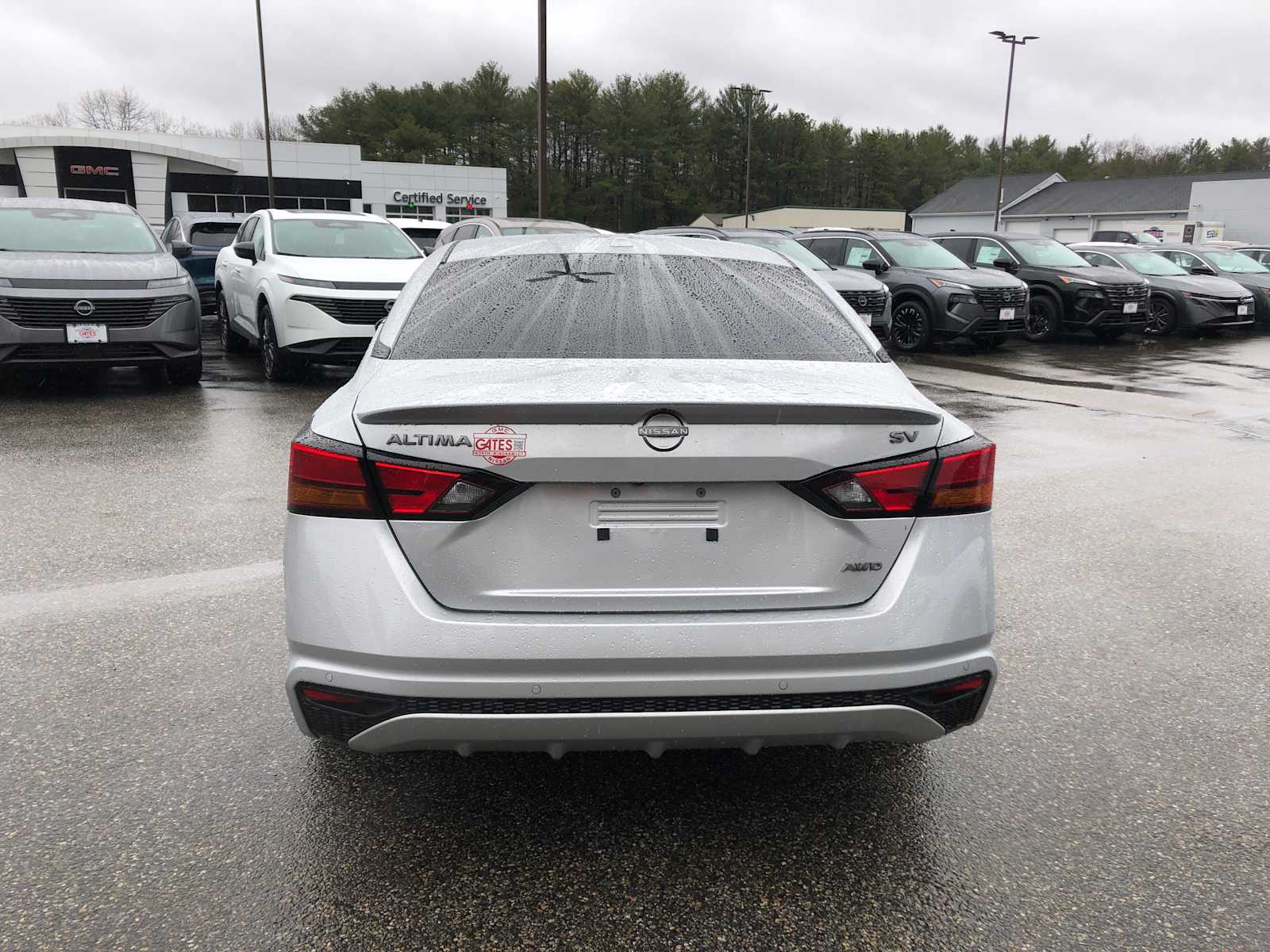 View vehicle photo 6