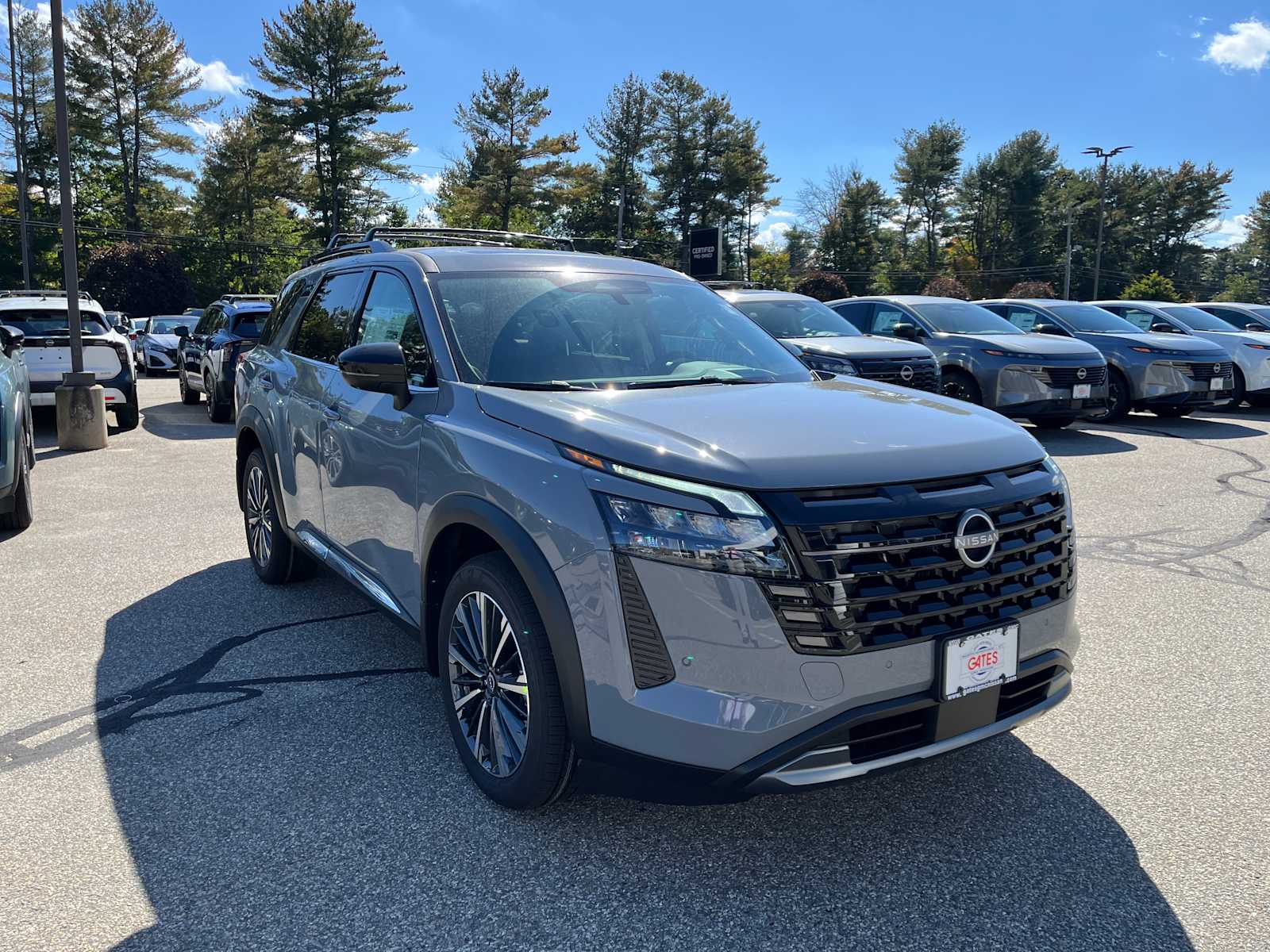 2026 Nissan Pathfinder Platinum