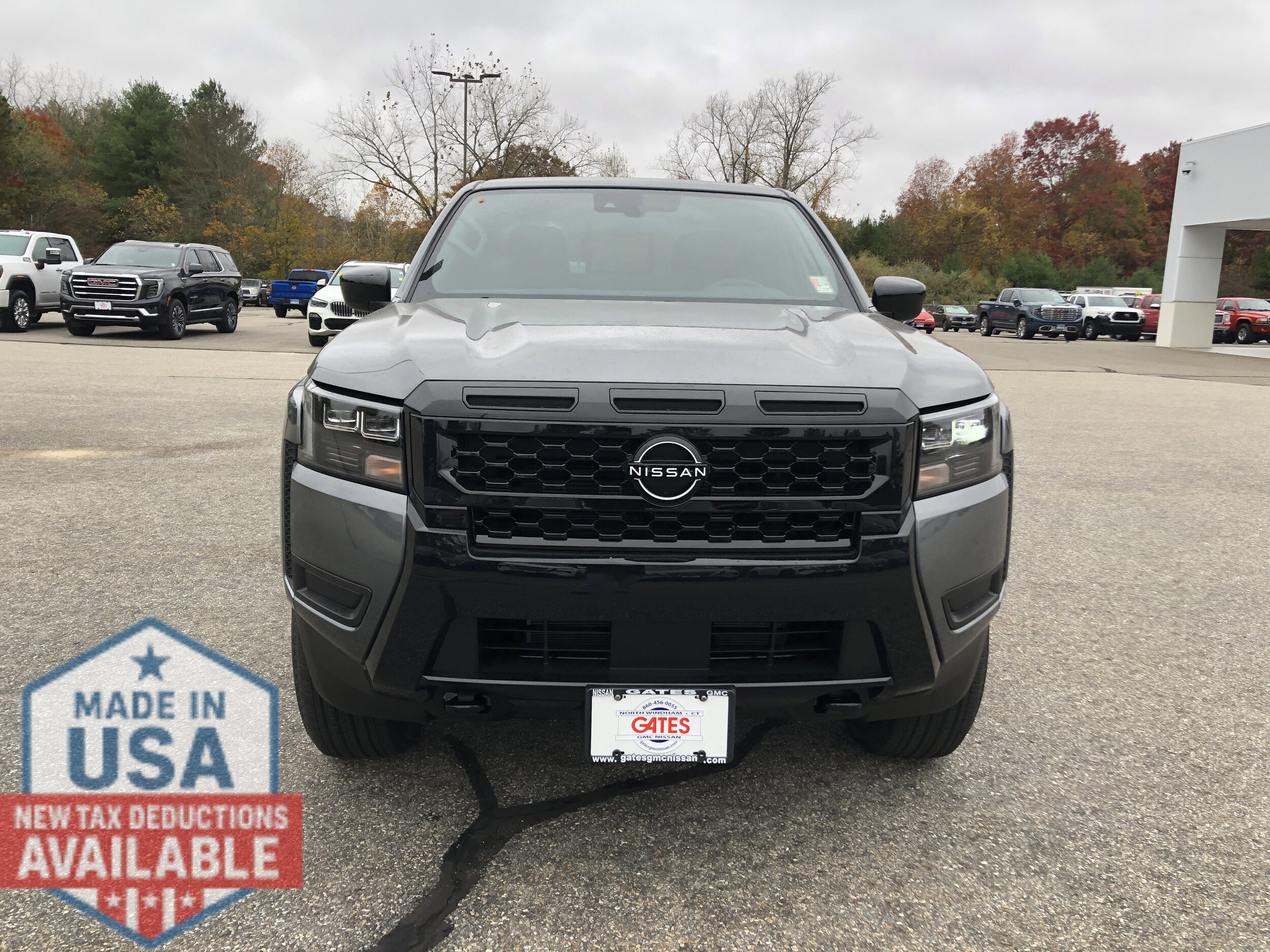 2026 Nissan Frontier SV photo 2