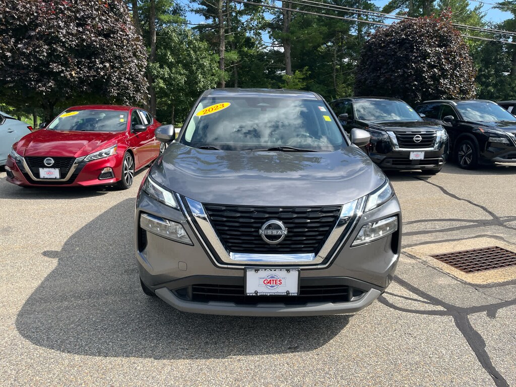 Used 2023 Nissan Rogue SV SUV