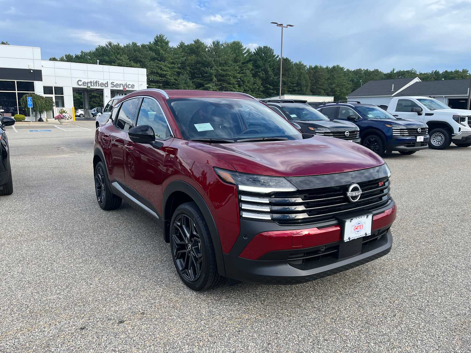 2027 Nissan Kicks SR