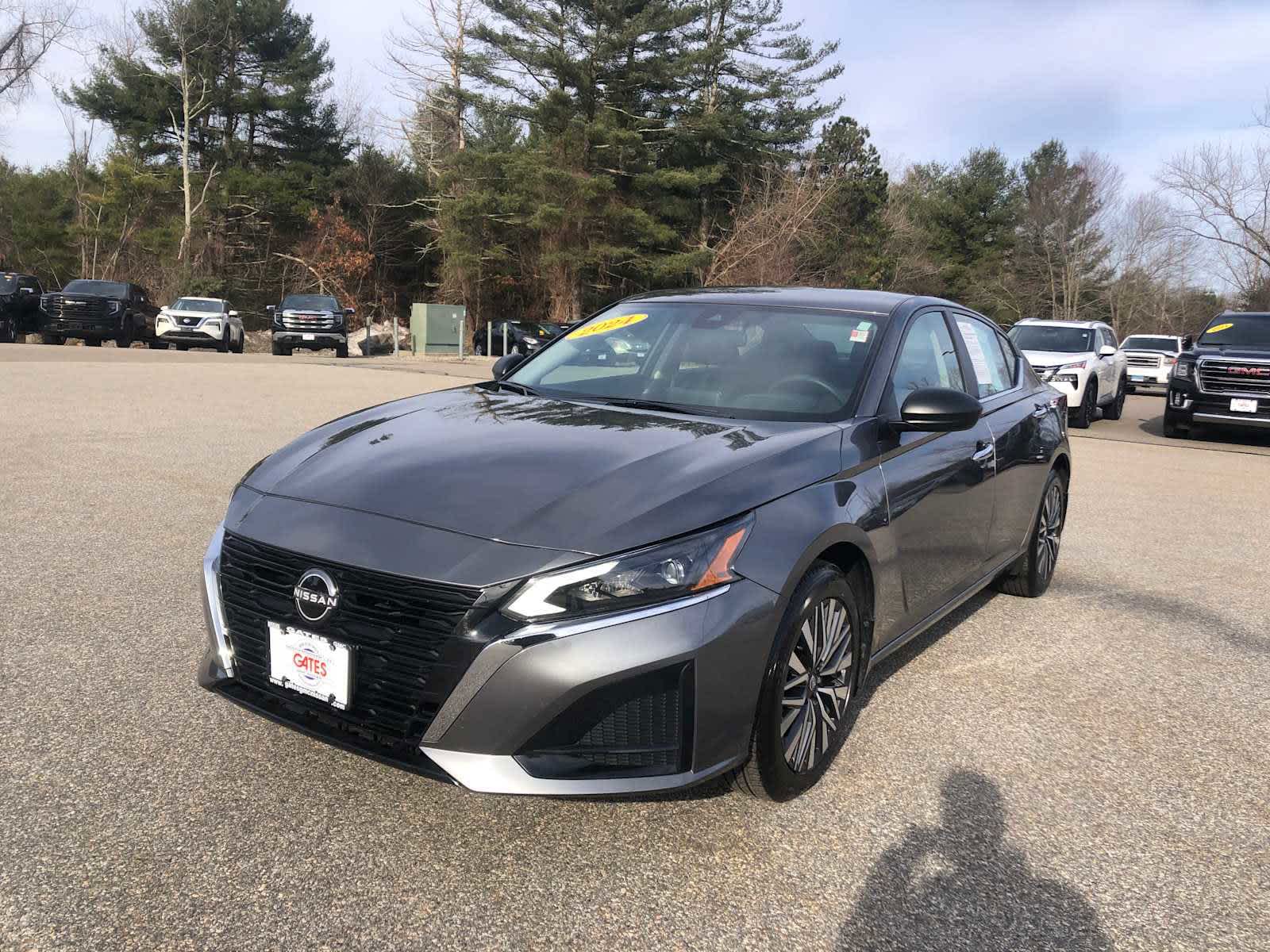 2024 Nissan Altima 2.5 SV photo 3