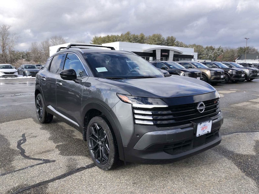 New 2026 Nissan Kicks SR SUV