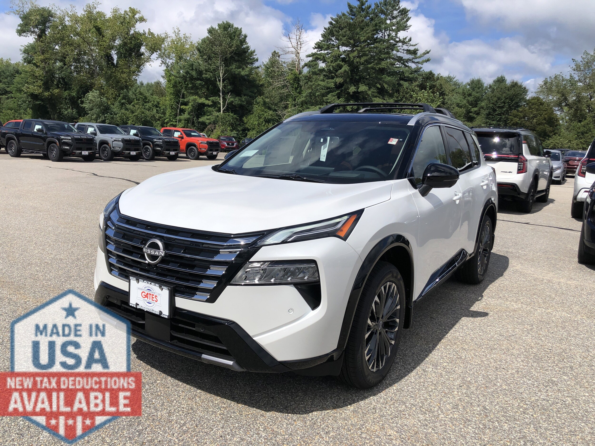 2026 Nissan Rogue Platinum photo 3