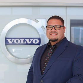 Staff member Heber Escamilla-Monge from ID_cfacbb