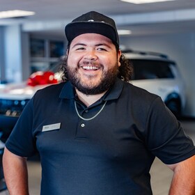 Staff member Robert ( Bobby ) Gillette from ID_26dc56