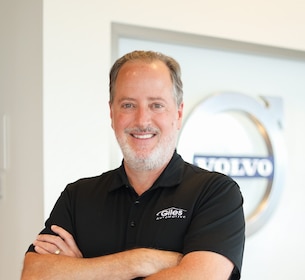 Staff member Robert Guercio from ID_4f9c7536d290