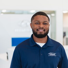 Staff member Devin Roland from c861440c4074