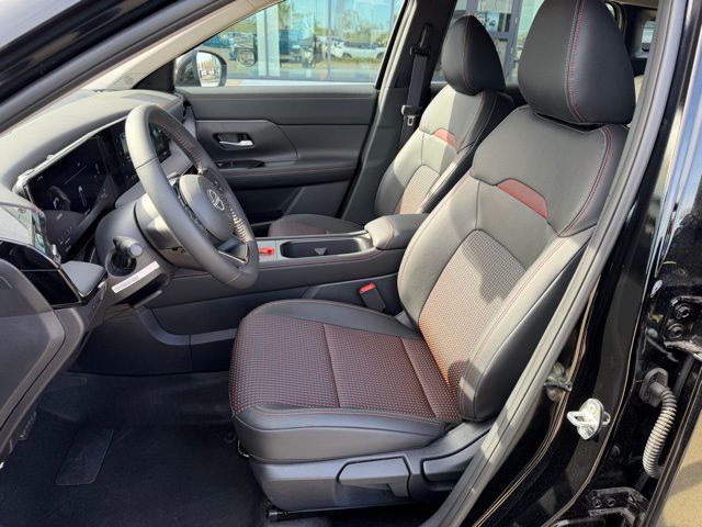 2026 Nissan KICKS SR AWD - Photo 11