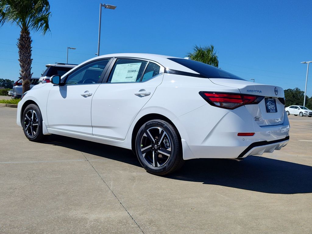 2025 Nissan Sentra SV photo 3