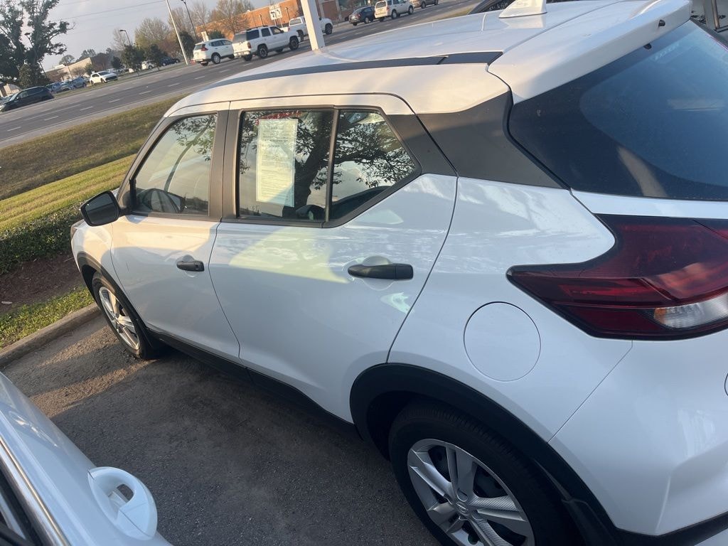 Used 2025 Nissan Kicks Play S SUV