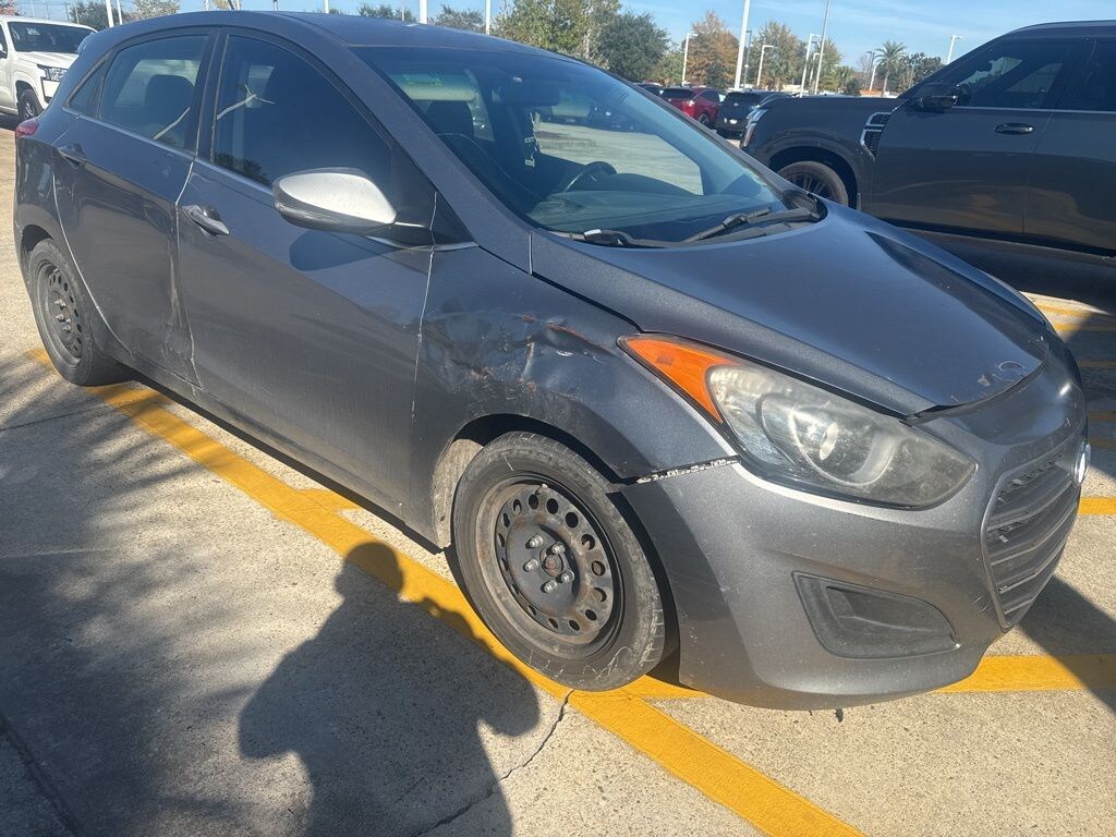 Used 2017 Hyundai Elantra GT Base Hatchback