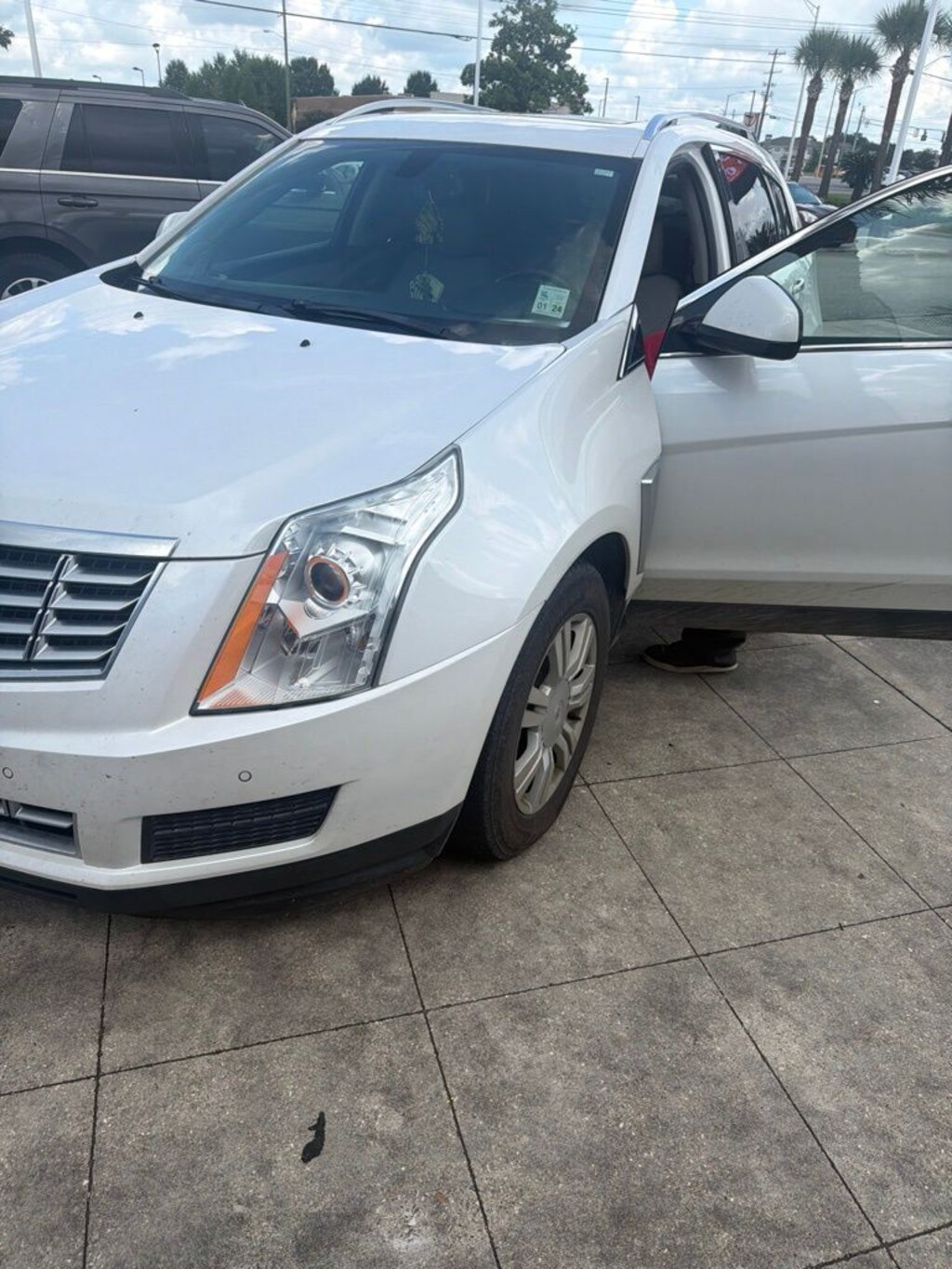 Used 2016 Cadillac SRX Luxury SUV